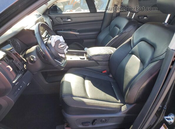 5N1DR3CC2PC260287 2023 NISSAN PATHFINDER Black Вид салону спереду