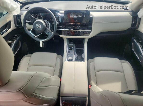 5N1DR3CC3SC301275 2025 NISSAN PATHFINDER Gray Widok deski rozdzielczej