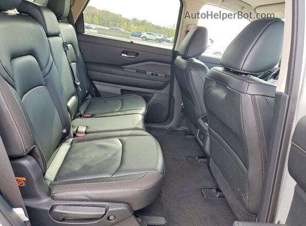 5N1DR3CC7SC214463 2025 NISSAN PATHFINDER Silver 