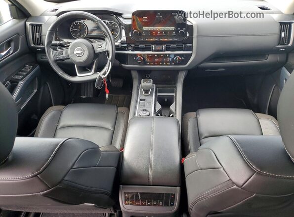5N1DR3CC7SC214463 2025 NISSAN PATHFINDER Silver 