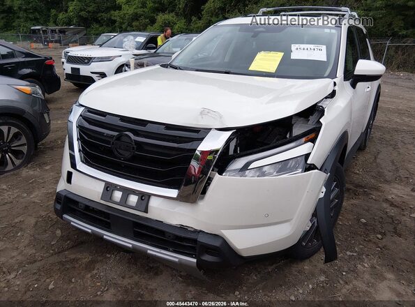 5N1DR3CD4RC245964 2024 NISSAN PATHFINDER White Vista frontal