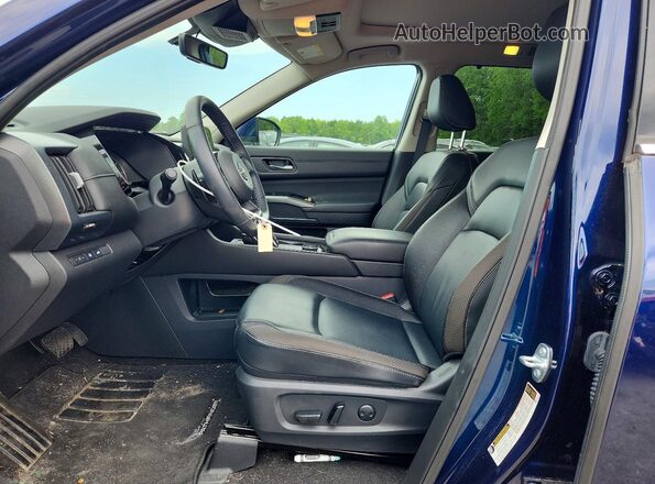 5N1DR3CD4SC210296 2025 NISSAN PATHFINDER Blue Vista interior delantera