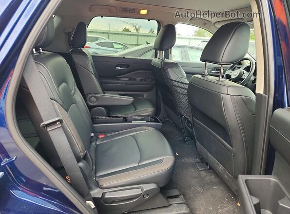 5N1DR3CD4SC210296 2025 NISSAN PATHFINDER Blue Vista interior trasera