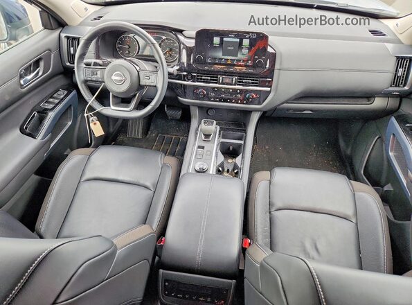 5N1DR3CD4SC210296 2025 NISSAN PATHFINDER Blue Vista del salpicadero