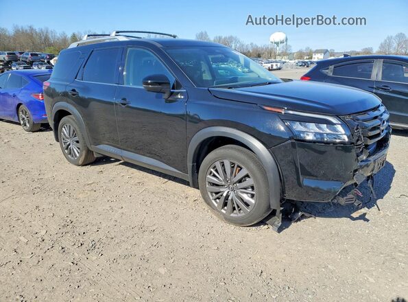 5N1DR3CD4SC230595 2025 NISSAN PATHFINDER Черный Передняя правая четверть
