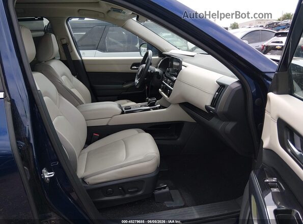 5N1DR3CD7PC238830 2023 NISSAN PATHFINDER Blue Vista interior delantera