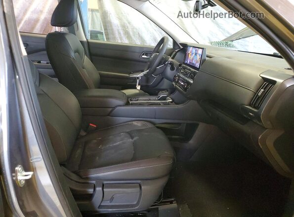 5N1DR3CE9TC244986 2026 NISSAN PATHFINDER Gray Սալոնի դիմացի տեսք