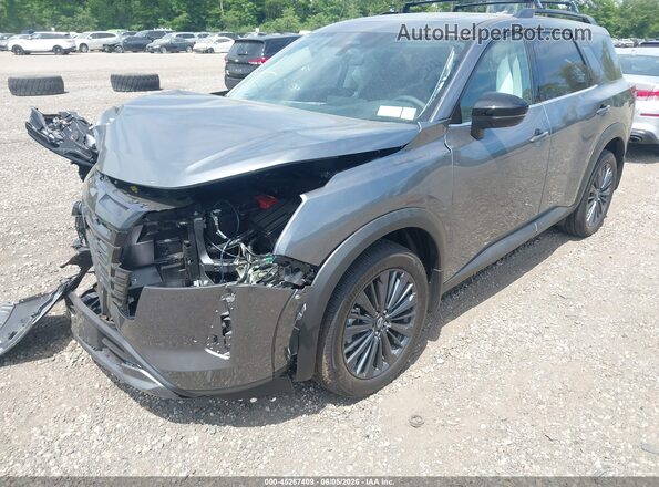 5N1DR3CT1TC204979 2026 NISSAN PATHFINDER Gray წინა მარცხენა ხედი სამი მეოთხედიდან