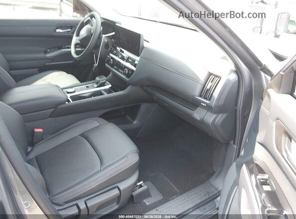 5N1DR3CT6TC229313 2026 NISSAN PATHFINDER Gray Սալոնի դիմացի տեսք