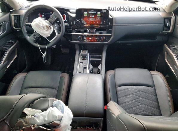 5N1DR3DG8SC216174 2025 NISSAN PATHFINDER Gray Dashboard view