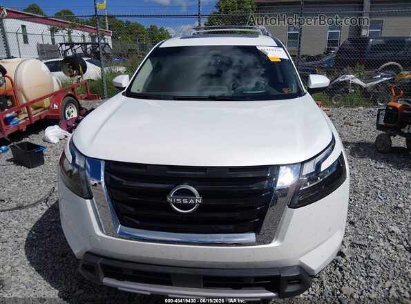 5N1DR3DJ5SC219481 2025 NISSAN PATHFINDER White უკანა სალონის ხედი