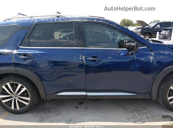5N1DR3DJ9SC307594 2025 NISSAN PATHFINDER Blue Vista interior trasera