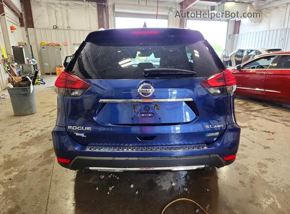 5N1ET2MVXHC829646 2017 NISSAN ROGUE Blue Rear view
