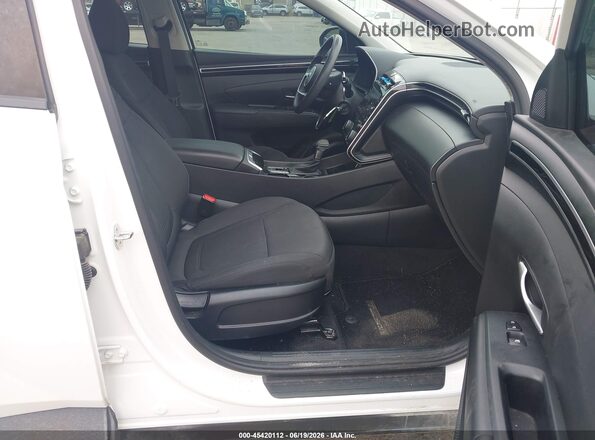 5NMJA3AE2PH289079 2023 HYUNDAI TUCSON White Front interior view