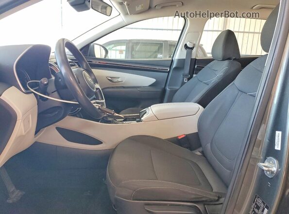 5NMJA3AE9NH003726 2022 HYUNDAI TUCSON Gray Widok wnętrza z przodu