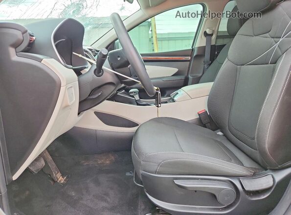 5NMJACDEXRH382415 2024 HYUNDAI TUCSON Silver Front interior view