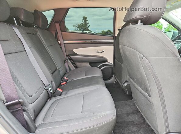 5NMJACDEXRH382415 2024 HYUNDAI TUCSON Silver Rear interior view