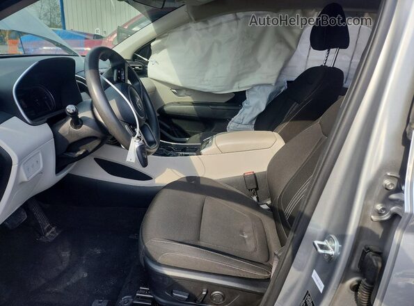5NMJB3AEXPH195741 2023 HYUNDAI TUCSON Silver Front interior view