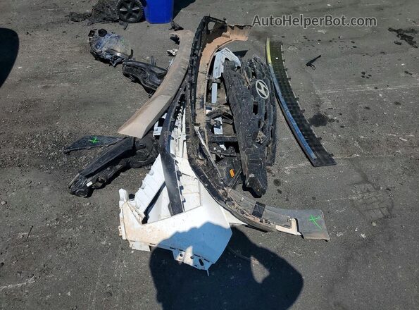 5NMJB3DE0TH664499 2026 HYUNDAI TUCSON White Вид підкапотного простору