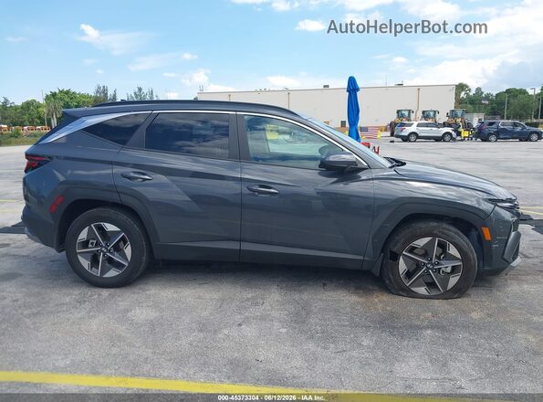 5NMJB3DE7SH592845 2025 HYUNDAI TUCSON Gray Widok wnętrza z tyłu