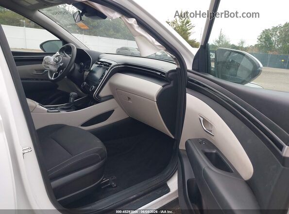 5NMJBCAE3PH207986 2023 HYUNDAI TUCSON White Սալոնի դիմացի տեսք