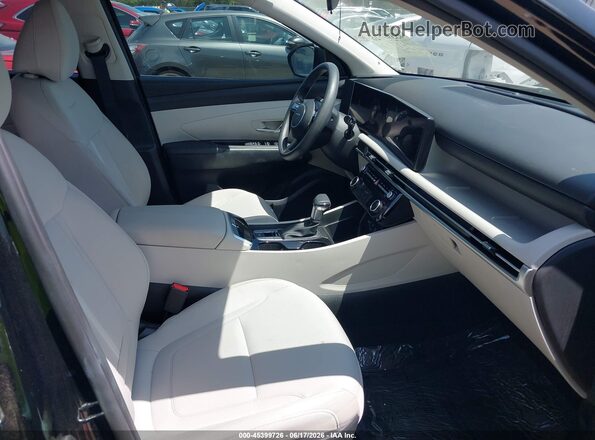 5NMJBCDE2SH476498 2025 HYUNDAI TUCSON Черный Вид салона спереди