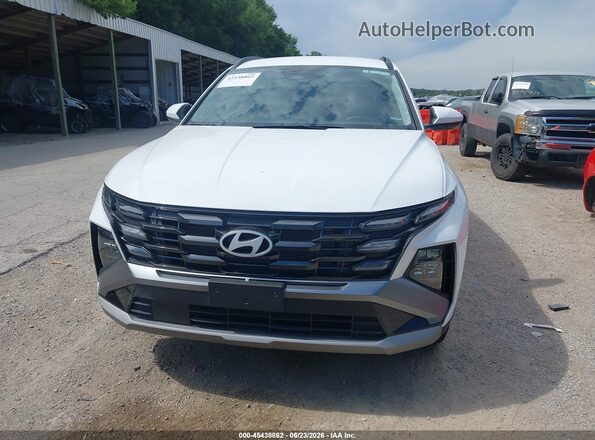 5NMJBCDEXTH638749 2026 HYUNDAI TUCSON White Вид задньої частини салону