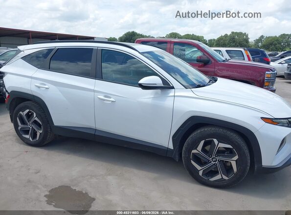 5NMJC3AE1NH121117 2022 HYUNDAI TUCSON Белый Вид задней части салона