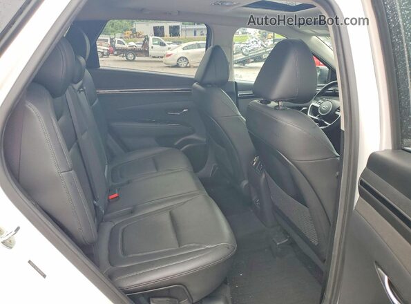 5NMJCCAE2NH019034 2022 HYUNDAI TUCSON White Vista interior trasera