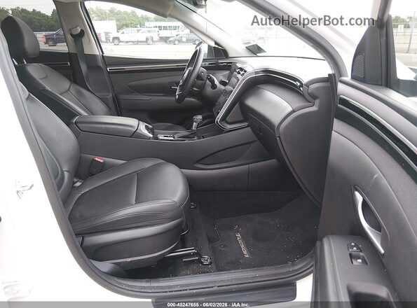 5NMJF3AE3PH235565 2023 HYUNDAI TUCSON White Вид салону спереду