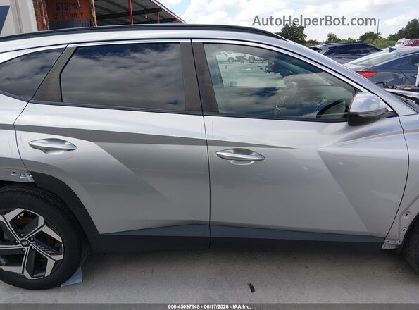 5NMJF3DEXRH360142 2024 HYUNDAI TUCSON Silver Widok wnętrza 360 stopni
