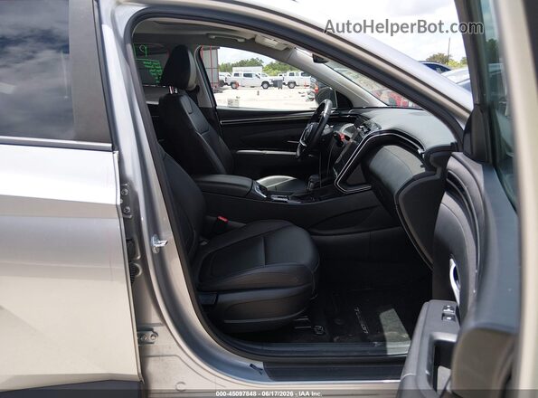 5NMJF3DEXRH360142 2024 HYUNDAI TUCSON Silver Widok wnętrza z przodu