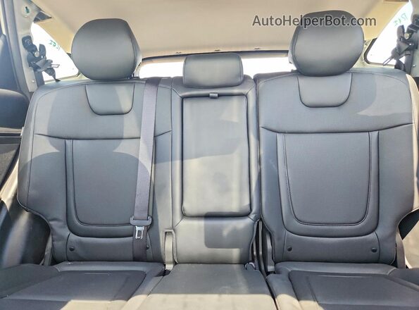 5NMJFCDE2RH434587 2024 HYUNDAI TUCSON White Widok tylnych siedzeń