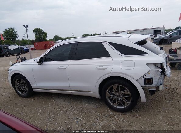 5NMMADTB8SH017943 2025 GENESIS GV70 White 