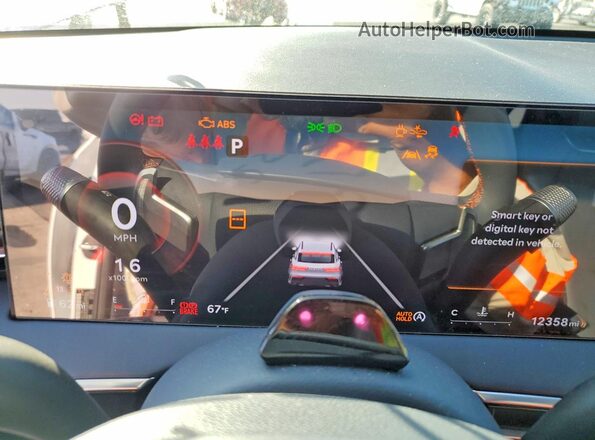 5NMMFDTB0TH038143 2026 GENESIS GV70 White Instrument cluster view