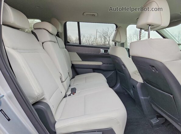 5NMP1DGL4SH148495 2025 HYUNDAI SANTA Silver უკანა სალონის ხედი