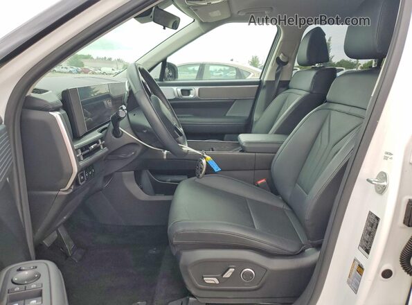 5NMP24GL4SH090532 2025 HYUNDAI SANTA White Front interior view