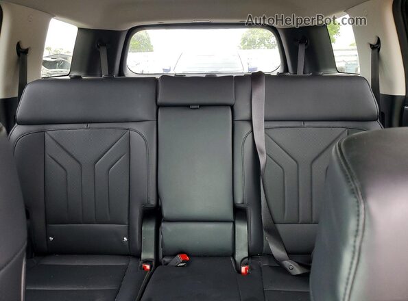 5NMP24GL4SH090532 2025 HYUNDAI SANTA White Rear seats view