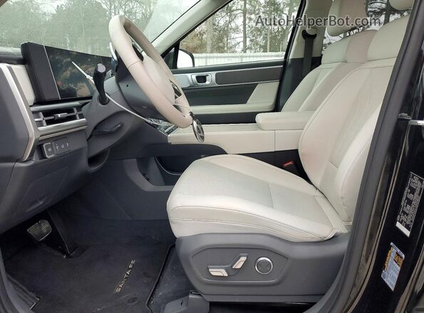 5NMP24GL6RH018032 2024 HYUNDAI SANTA Black Widok wnętrza z przodu