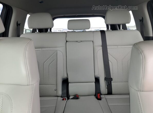 5NMP24GL9RH037805 2024 HYUNDAI SANTA White Widok tylnych siedzeń
