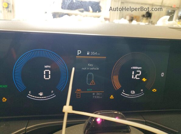 5NMP2DG14SH067671 2025 HYUNDAI SANTA Blue Instrument cluster view