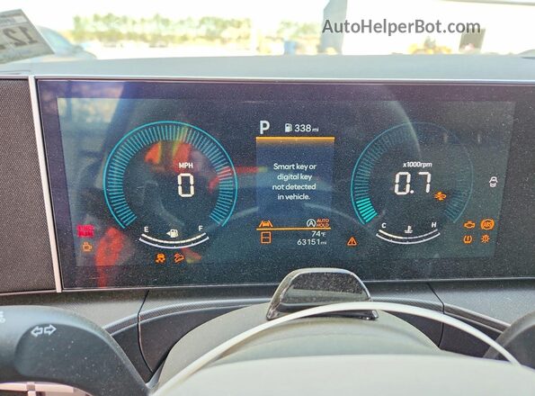 5NMP2DGL5SH108665 2025 HYUNDAI SANTA White ხელსაწყოთა პანელის ხედი