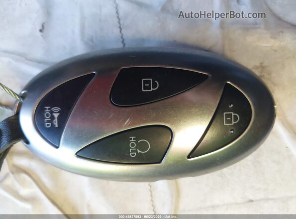 5NMP3DGL8SH076601 2025 HYUNDAI SANTA FE Silver წინა პანელის ხედი