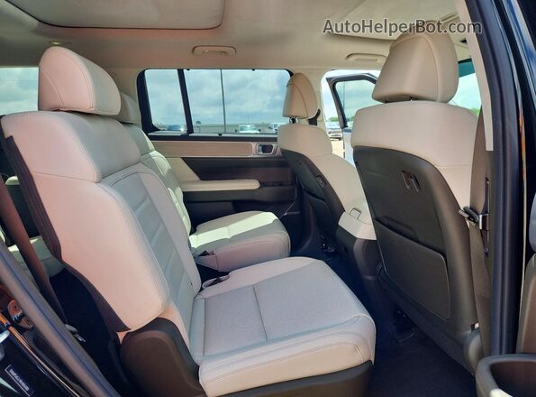 5NMP54GL9RH046480 2024 HYUNDAI SANTA Black Rear interior view