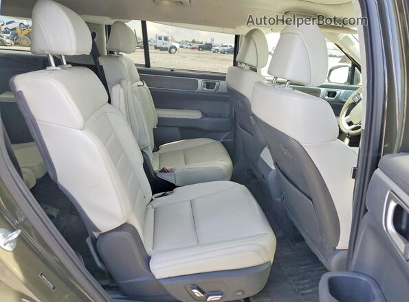 5NMP5DG10RH001006 2024 HYUNDAI SANTA Green Widok wnętrza z tyłu