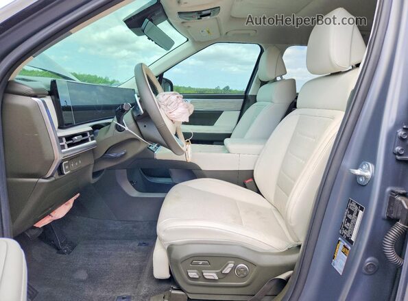 5NMP5DGL1SH108539 2025 HYUNDAI SANTA Gray Widok wnętrza z przodu
