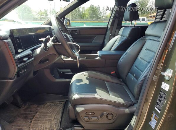 5NMP5DGL4RH056527 2024 HYUNDAI SANTA Green Front interior view