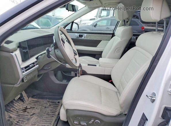 5NMP5DGL4SH093860 2025 HYUNDAI SANTA White Սալոնի դիմացի տեսք
