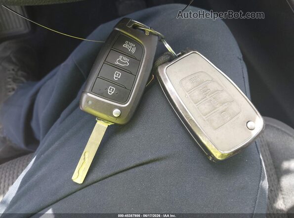 5NMS23AD4KH094814 2019 HYUNDAI SANTA FE Gray Vista del salpicadero