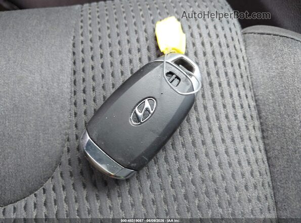5NMS33AD0KH012591 2019 HYUNDAI SANTA FE White Dashboard view